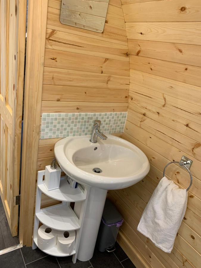 Loch Ness Woodland Pods Hotel Drumnadrochit Ngoại thất bức ảnh